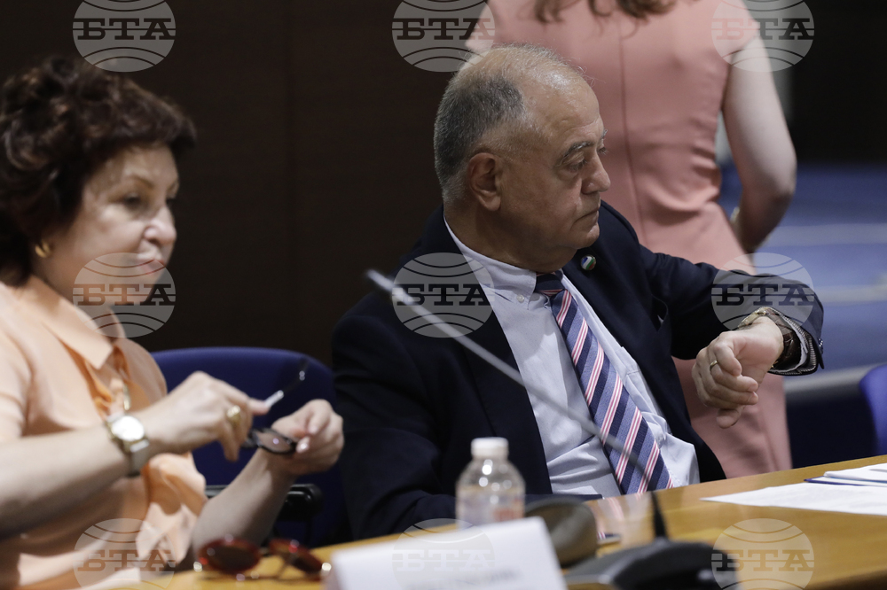 Парламент - Комисия по вътрешна сигурност и обществен ред