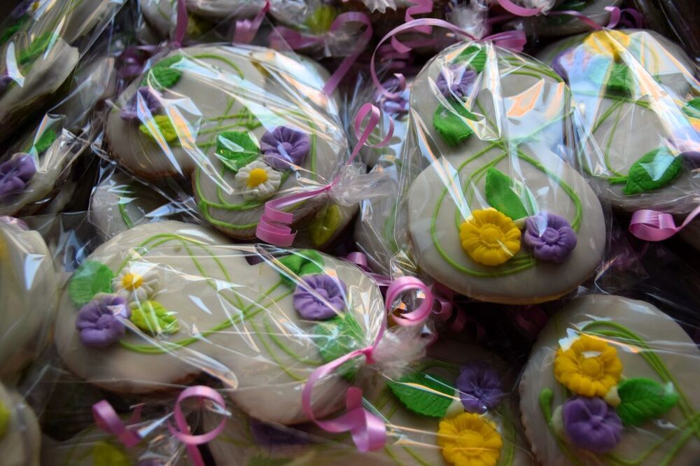 Община Асеновград: Запишете видеопослание за 8-ми Март и го изпратете до община Асеновград