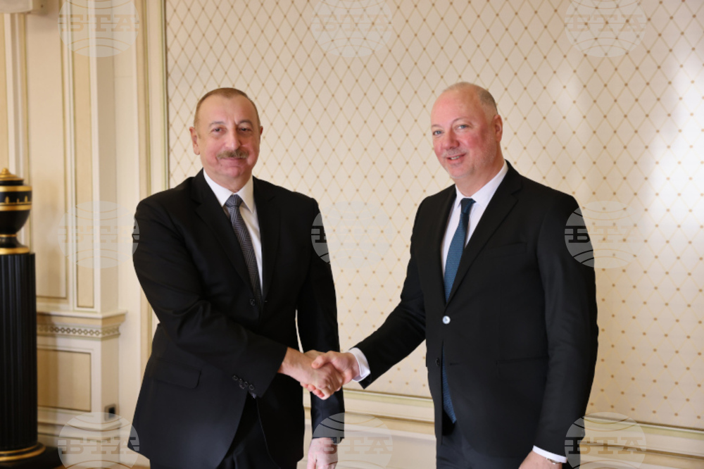Bulgarian Parliamentary Chair Confers with Azerbaijani President