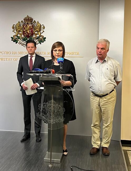 Вицепремиерът Корнелия Нинова: Започват масирани и денонощни проверки за продажба на райски газ