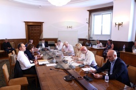 Парламент - Комисия по отбрана