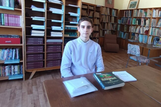 Ученик от Ловеч пише книга за своето родословно дърво, проучва осем поколения назад