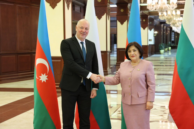 Народно събрание: Радвам се на стъпките, които България и Азербайджан правят за развитие на парламентарния диалог и издигането му до ниво, отговарящо на отличните ни двустранни отношения, заяви Росен Желязков в Баку