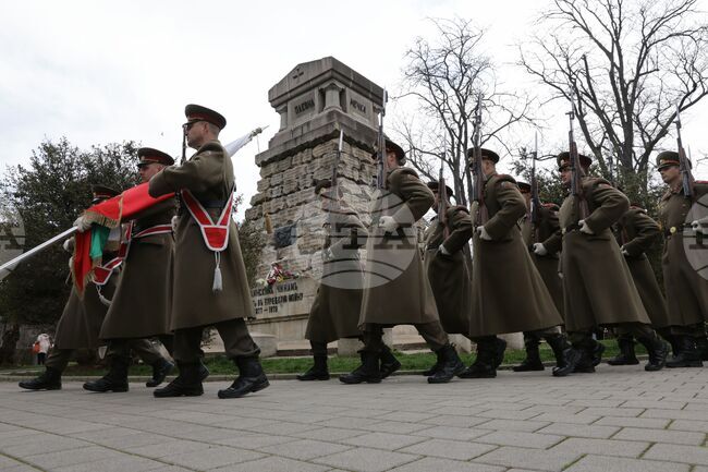  БЧК - Докторски паметник - поклонение