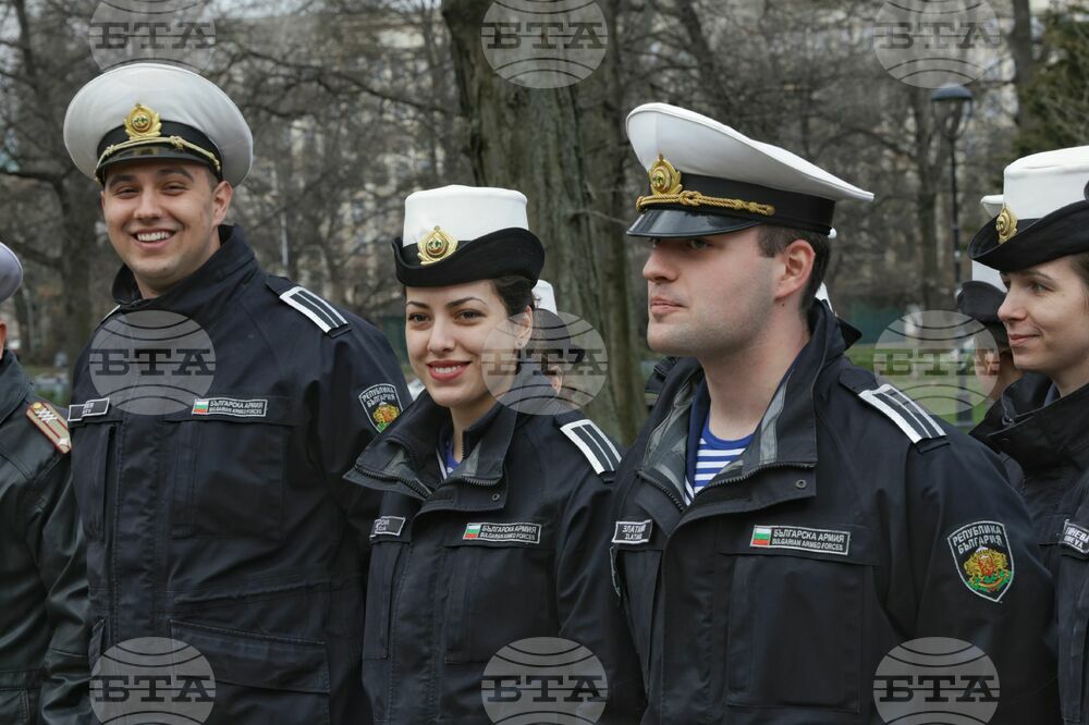 БЧК - Докторски паметник - поклонение