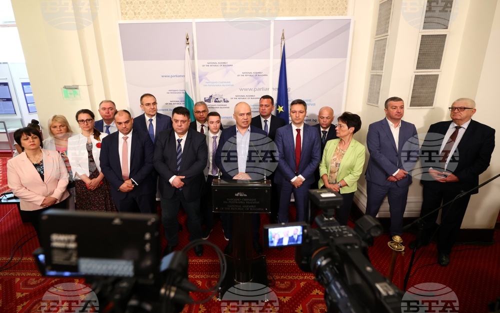 Парламент - БСП за България - брифинг