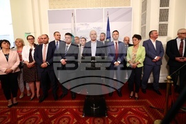 Парламент - БСП за България - брифинг