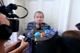 Парламент - кулоари