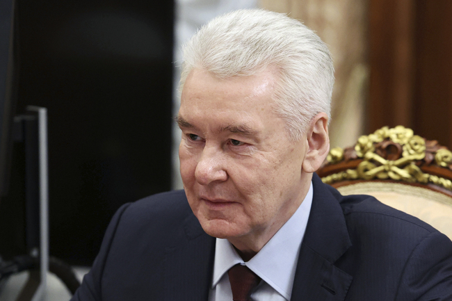 Украинска атака с дронове наруши работата на московските летища на фона на пристигането на китайския президент Си Цзинпин