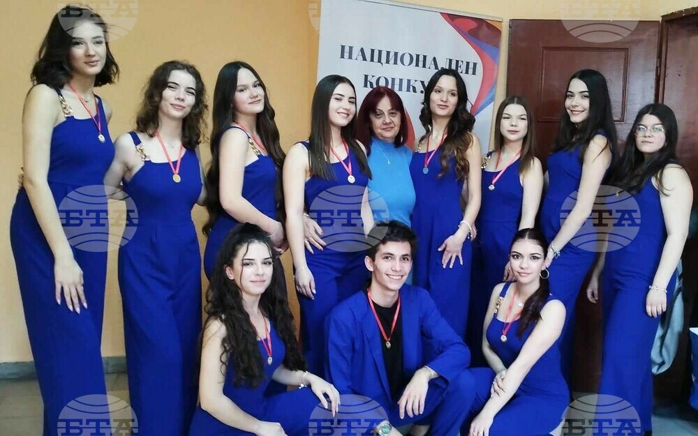Община Русе: С 13 отличия се завърнаха от национален конкурс възпитаниците на Общинския младежки дом