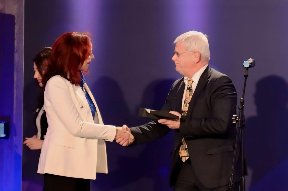 Министерство на земеделието и храните: Министър Вътев участва в церемонията по награждаването на отличените в годишните награди “Инвеститор на годината” 2023