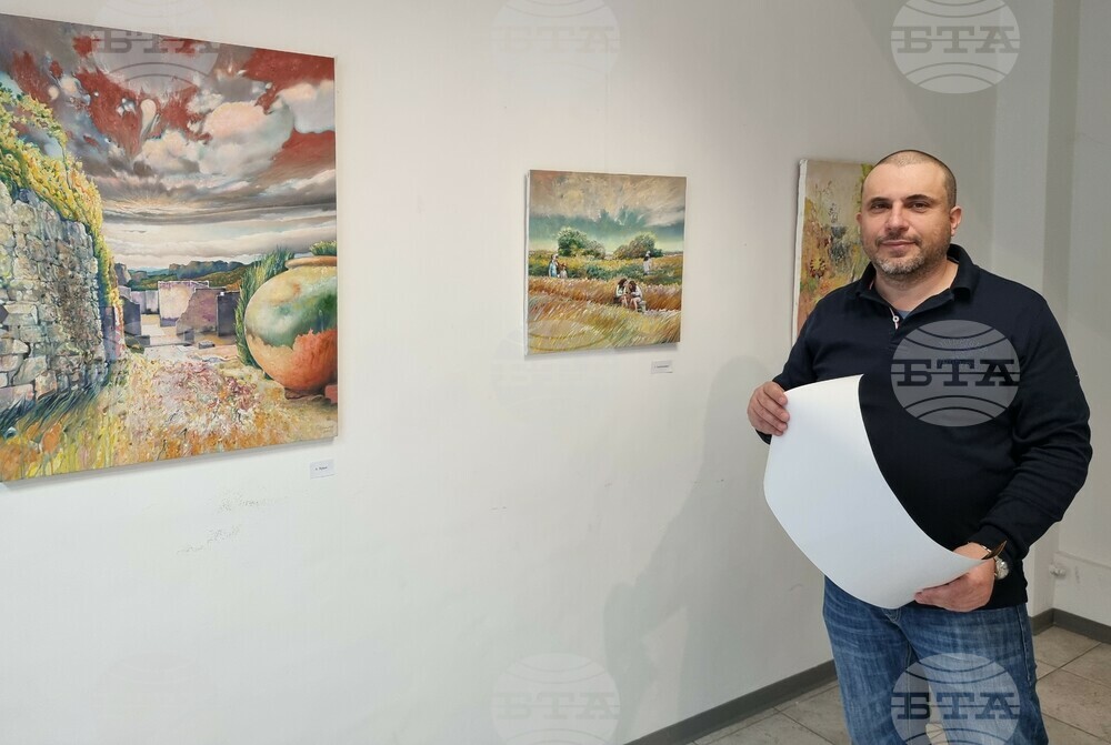 Художникът Георги Христов представя във Варна изложба, посветена на драматичното ни настояще и светлото бъдеще