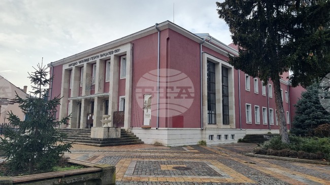 Започва приемът на творби за националния литературен конкурс „Георги Парцалев – българският рицар на смеха“