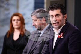 Парламент - ПП-ДБ - кулоари - изявление