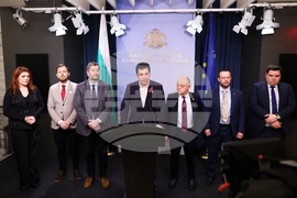 Парламент - ПП-ДБ - кулоари - изявление