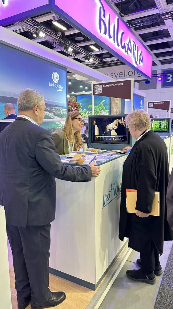 Община Варна: Заместник-кметът по туризма Снежана Апостолова представя Варна на най-мащабното туристическо изложение в Европа