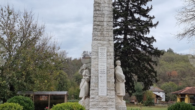 С гражданско поклонение и празнична програма в Угърчин ще бъдат отбелязани 148 години от Освобождението на България