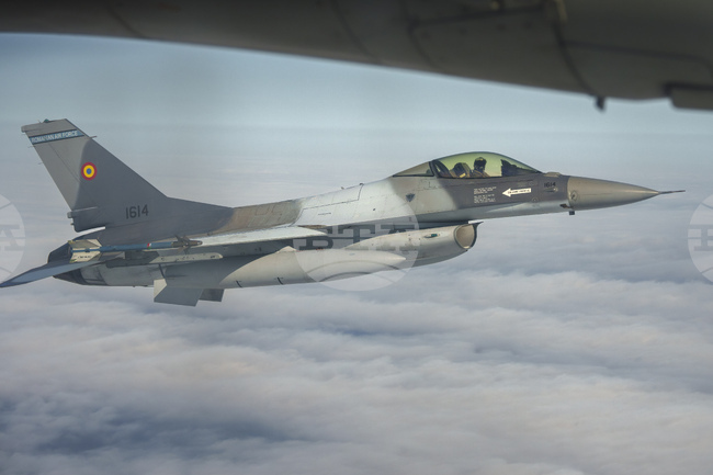 Още два самолета F-16, купени от Норвегия, пристигнаха в Румъния; започва сформиране на трета ескадрила