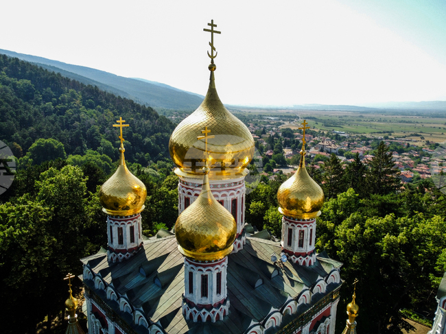 На 21 ноември в Шипченския манастир ще наградят победителя в десетия Национален конкурс за епическа поезия