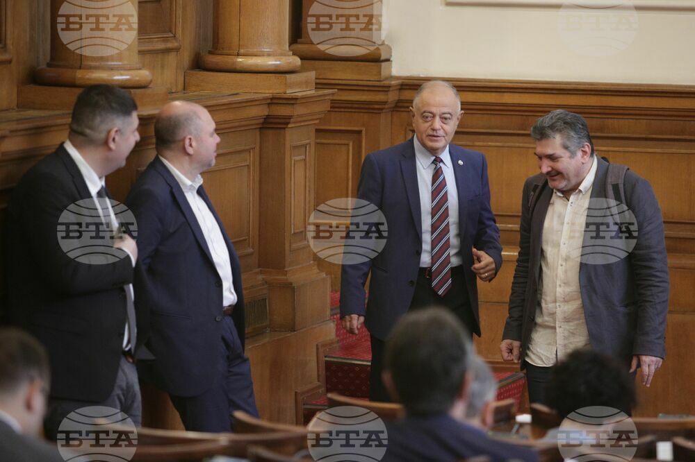 Парламент - липса на кворум