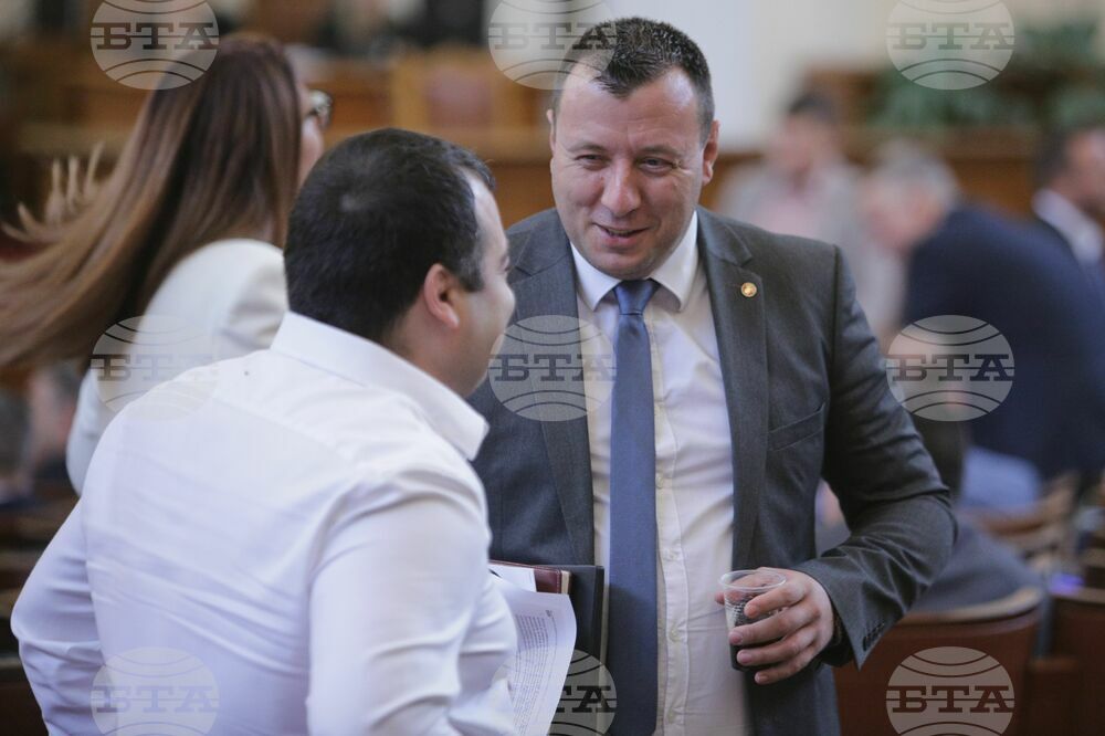 Парламент - липса на кворум