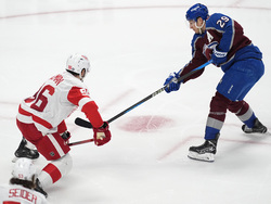 Red Wings Avalanche Hockey