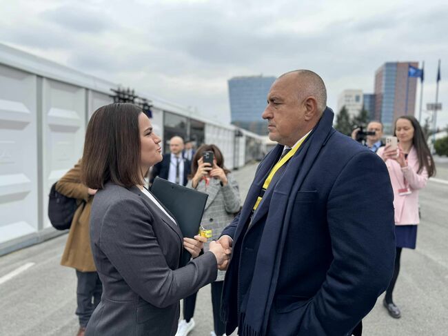 Поздравих Светлана Тихановска и Юлия Тимошенко и засвидетелствах подкрепата ни в борбата срещу руската агресия, написа Бойко Борисов