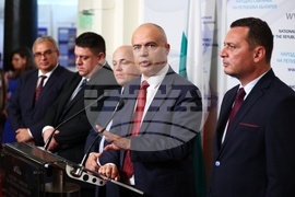 Парламент - БСП за България - брифинг