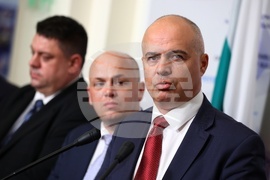 Парламент - БСП за България - брифинг