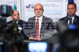 Парламент - БСП за България - брифинг