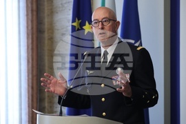 Министерство на отбраната - Филип Лавин - посещение