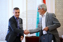 Парламент - комисия - заседание