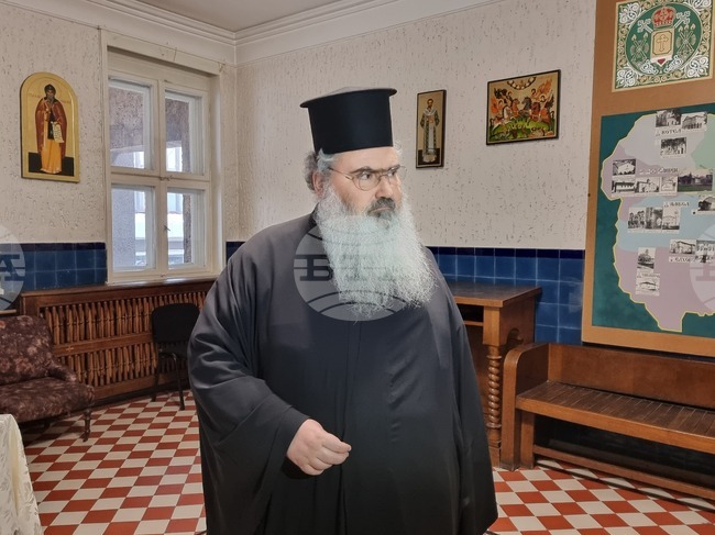 Сливен - митрополит Йоан - свещеници