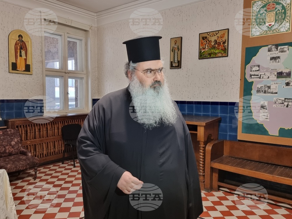 Сливен - митрополит Йоан - свещеници