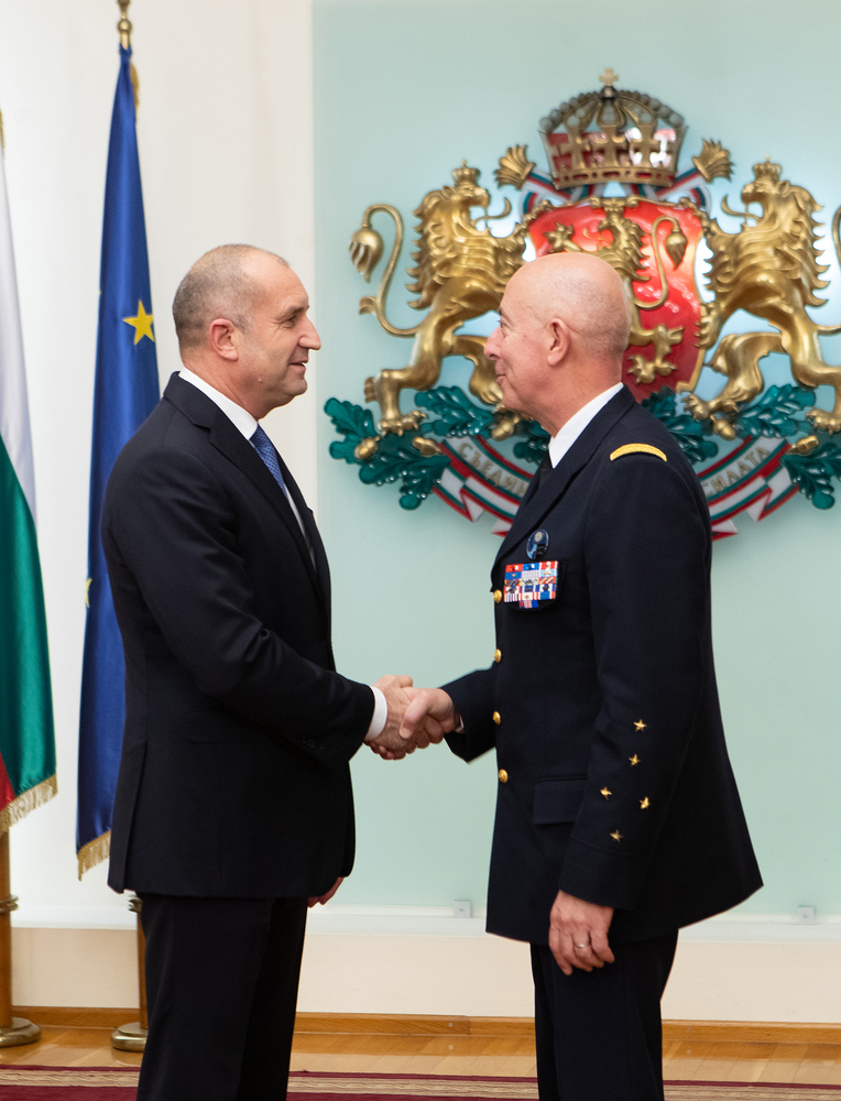 Президентът Румен Радев проведе среща с върховния командващ Съюзното командване по трансформацията на НАТО генерал Филип Лавин