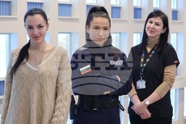 Осми март - жени - професии