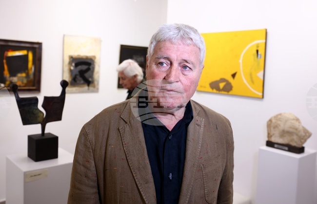 Изложба „Артефакти“