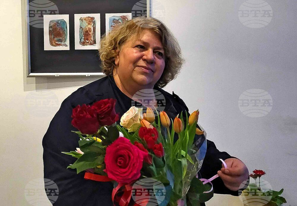 Художничката Маргарита Кьосева подреди изложба „Пролетно вдъхновение“ в Самоков