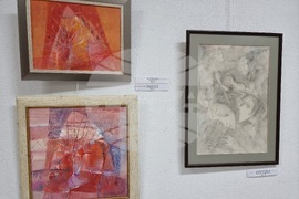 Ямбол - „Тя“ - изложба