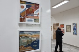 Ямбол - „Тя“ - изложба