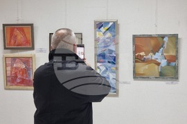 Ямбол - „Тя“ - изложба