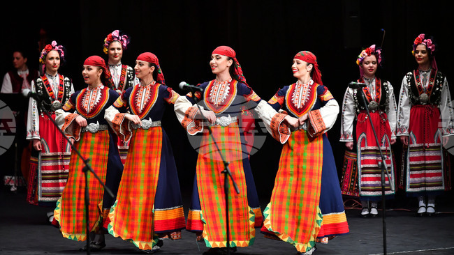 Разград - ансамбъл "Тракия" - концерт