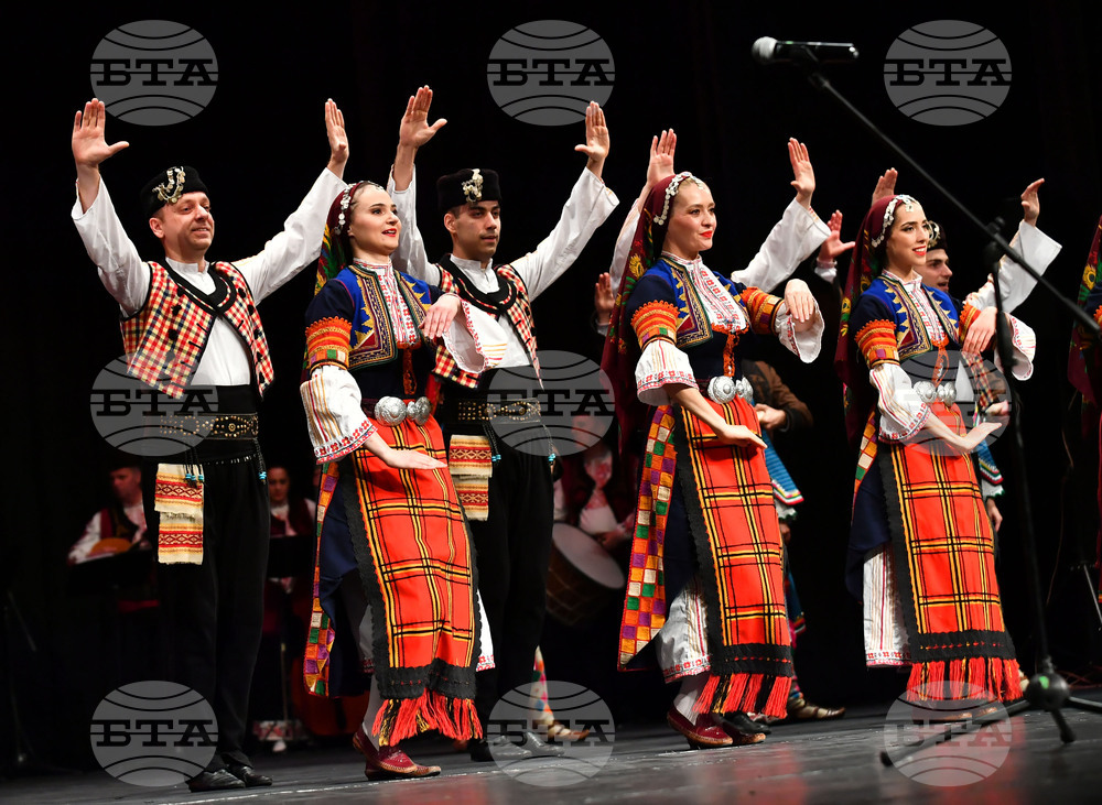 Разград - ансамбъл "Тракия" - концерт