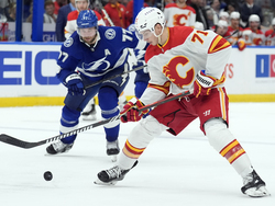 Flames Lightning Hockey