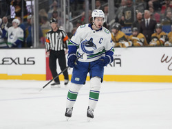 Canucks Golden Knights Hockey
