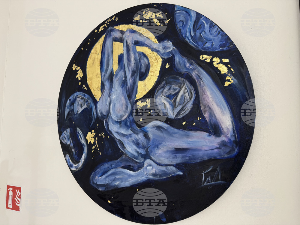 Казанлък - изложба “Женското начало”