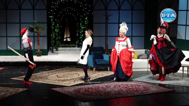 „Шаферки завинаги“ – триумф на приятелството и за изневерите, които ни правят щастливи 