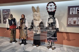 Добрич - изложба - кукери