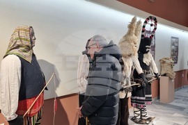 Добрич - изложба - кукери