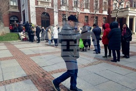 Народен театър - билети - опашка